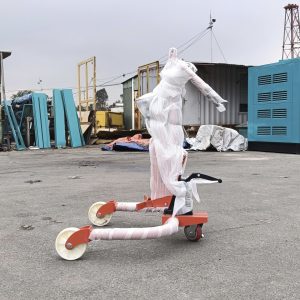 Xe nâng thùng phuy chính hãng với nhiều kiểu dáng hoàn toàn mới 4 xe nâng di chuyển phuy